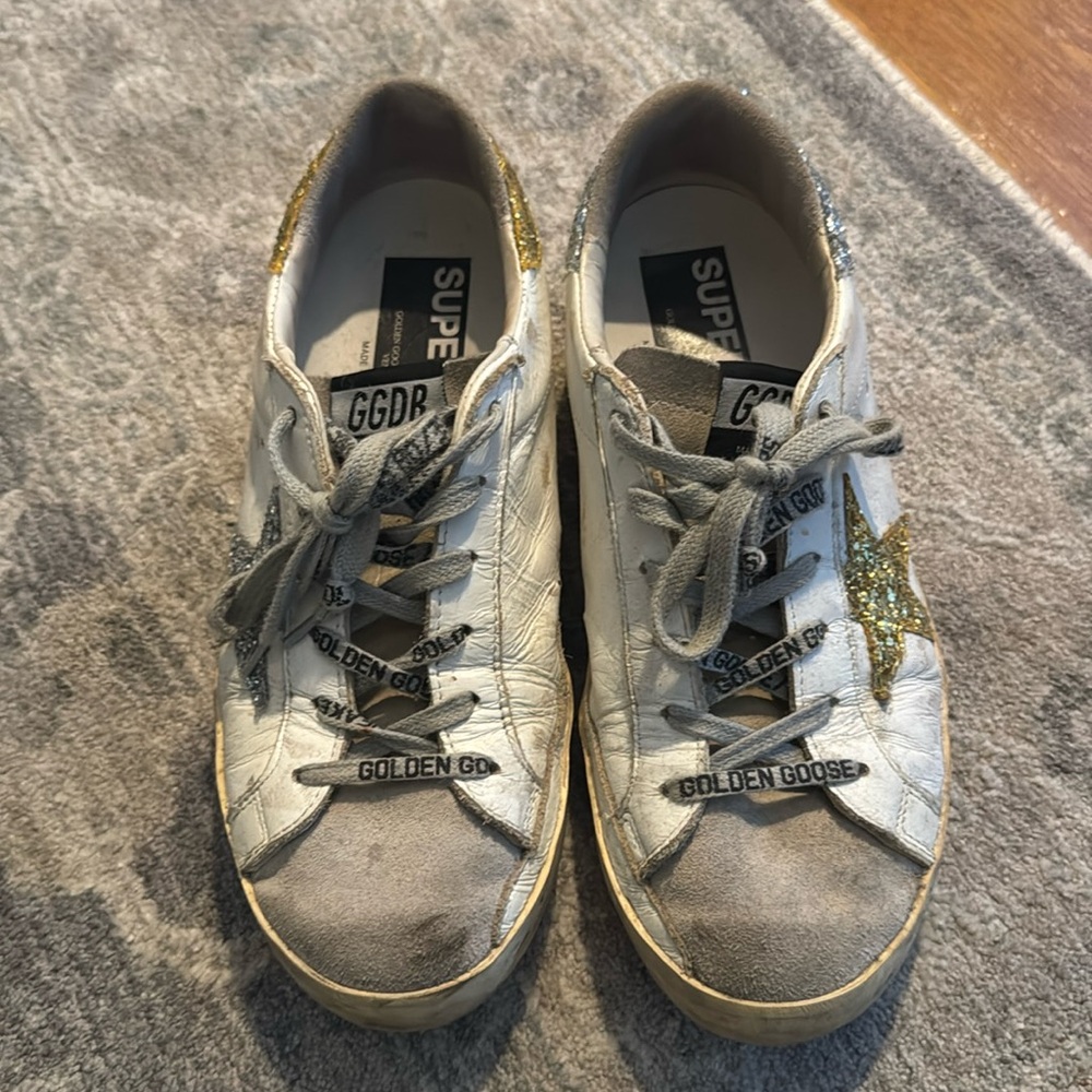 GOLDEN GOOSE - 37.5 (7.5 US)